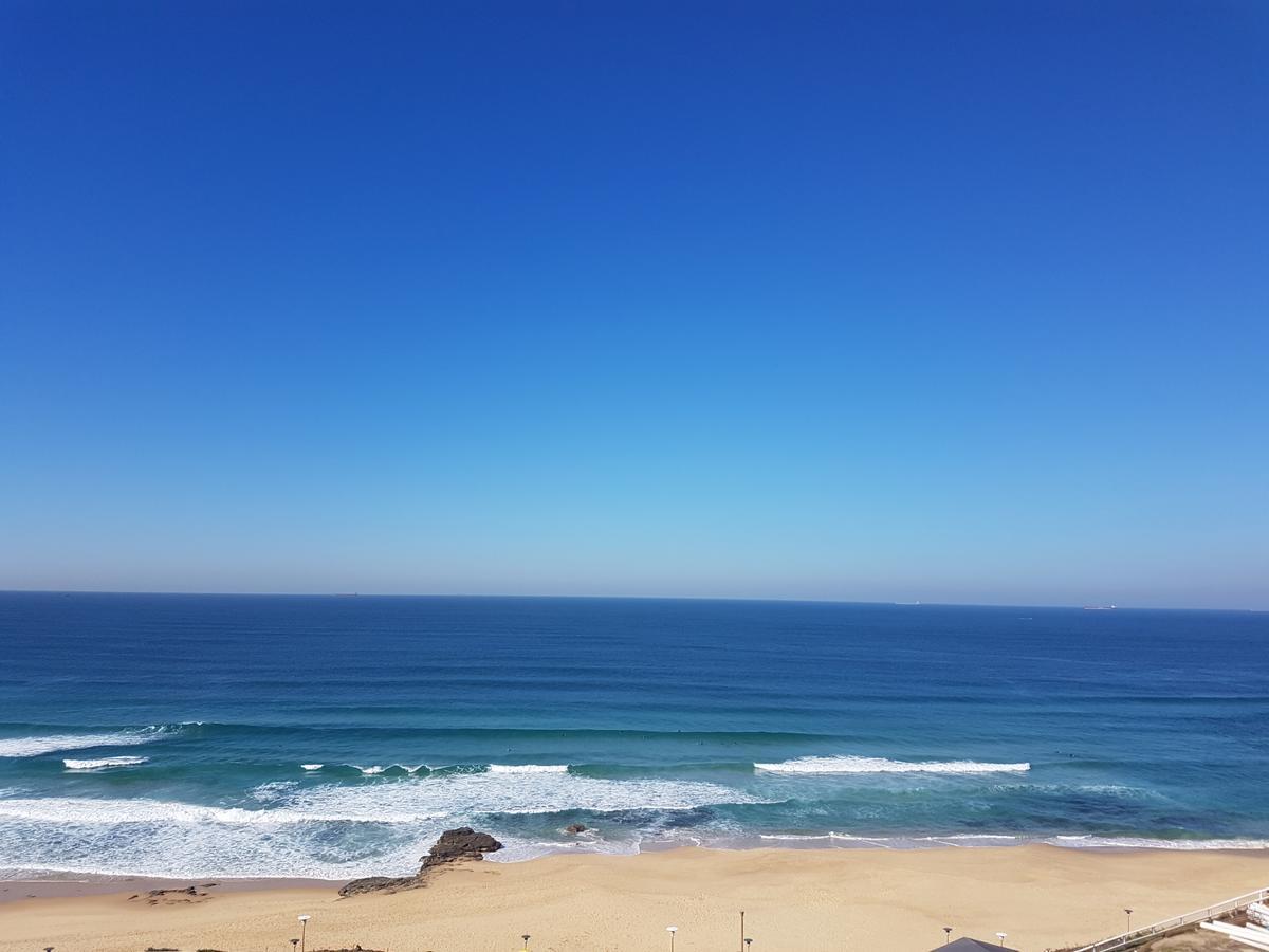 Arena Luxury Beachfront Apartment Newcastle Exterior photo